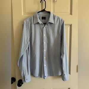 Mens Untuckit Button Down Long Sleeve Shirt Size M